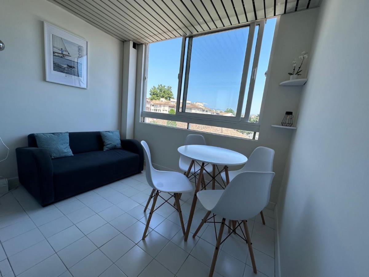 Port Vauban. Apartment *