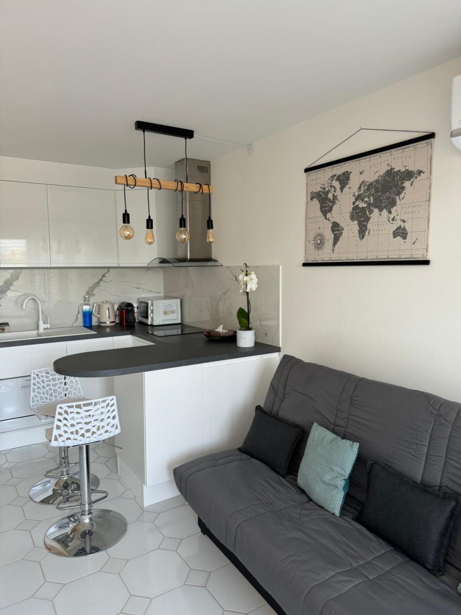 Port Vauban. Apartment Antibes